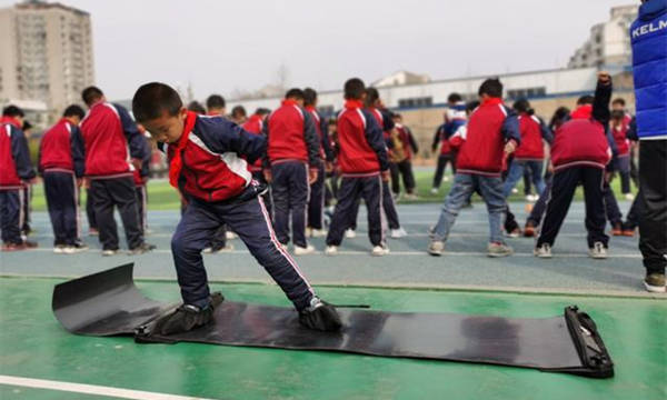 “2021遼甯省冰雪運動進校園系列活動”走進遼甯砂山四校
