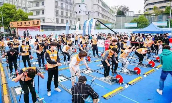 武漢(hàn)解封一周年 群衆冰雪活動(dòng)掀冬季運動(dòng)熱潮 2