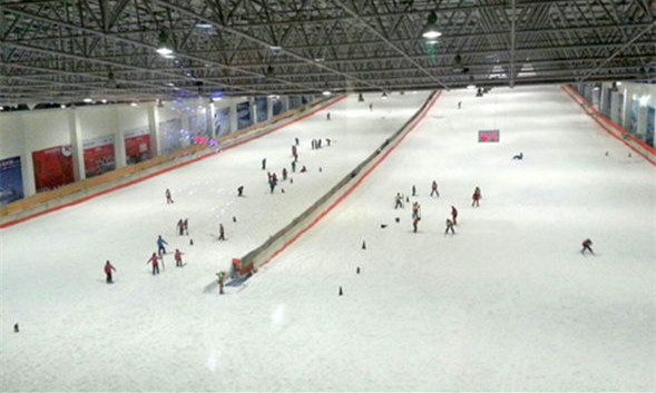 室内滑雪館