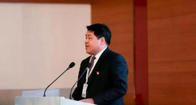 牙克石市委副書記、市長臧著強