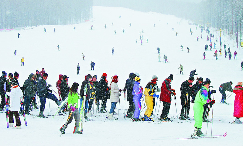 遼(liáo)甯“冰雪熱”持續升溫 青少年參(cān)與增多