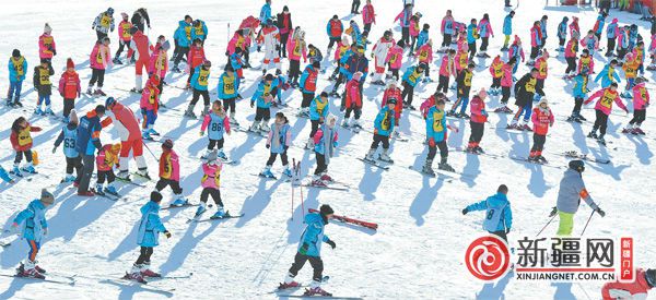 百餘中小學生體驗冰雪樂趣