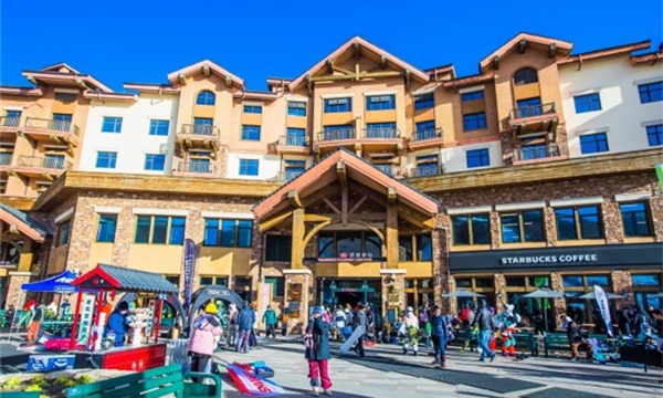 太舞小鎮滑雪場迎來2020年開闆儀式