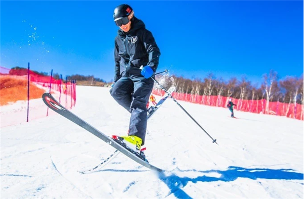 崇禮的太舞小鎮滑雪場迎來2020年開闆儀式9