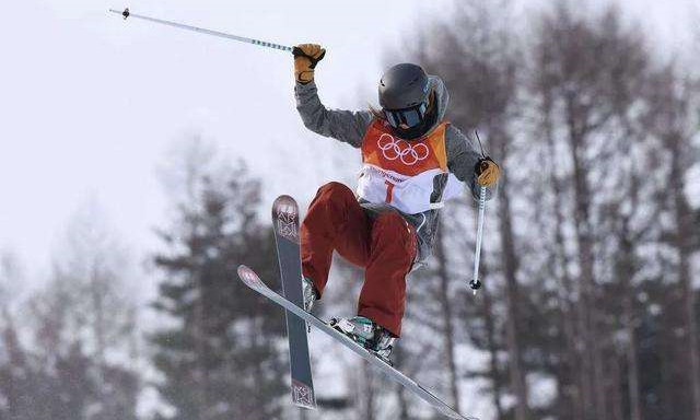 冰雪國家集訓隊(duì)對(duì)抗賽新意足