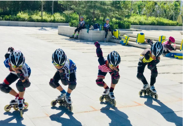 井陉縣冰雪輪滑運動(dòng)協會(huì)正式成立5