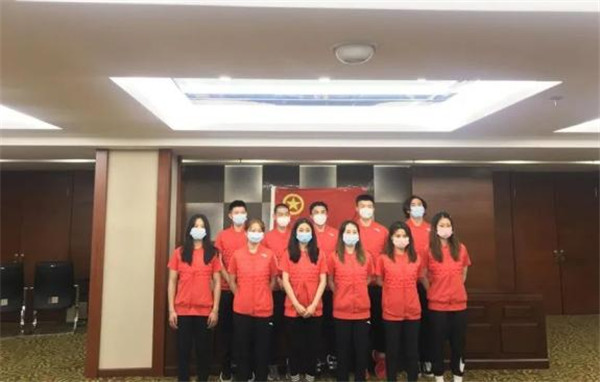 單闆滑雪大跳台和坡面障礙技巧國家集訓隊