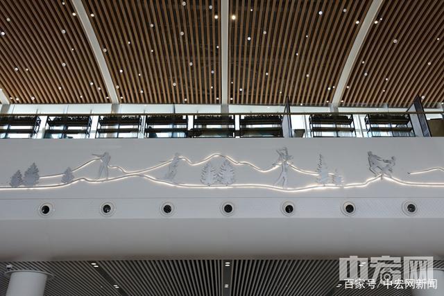 太子城站内充滿瞭冰雪元素