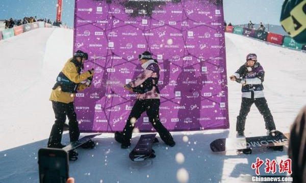 蔡雪桐創造曆史