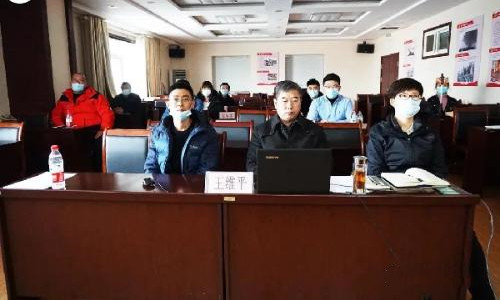 膠東五市冰雪運動産業促進會成立儀式舉行瞭線上會議