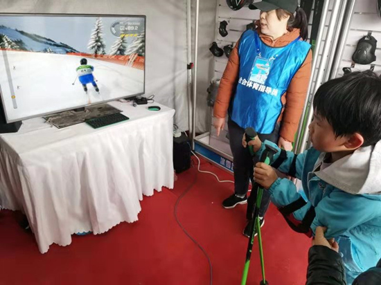 助力冬奧朝陽在行動：将冰雪運動送到百姓身邊3