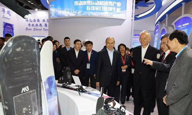 全球冰雪第一展開幕，蔡奇許勤檢查 