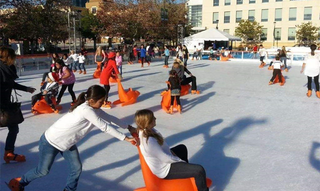 今冬哈爾濱将澆建80塊室外公益冰場