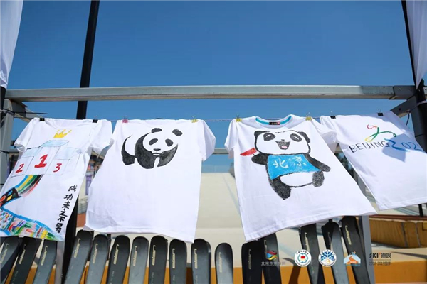 全國青少年夏季滑雪挑戰賽暨第三屆京津冀青少年夏季滑雪挑戰賽舉辦2