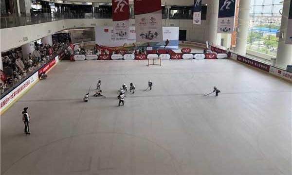 第33屆奧(ào)林匹克日上海推動(dòng)“一起上冰雪”