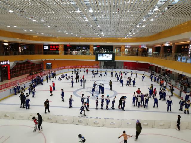 北京市極限運動(dòng)協會舉行冰雪項目推廣(guǎng)普及公益系列活動(dòng)6