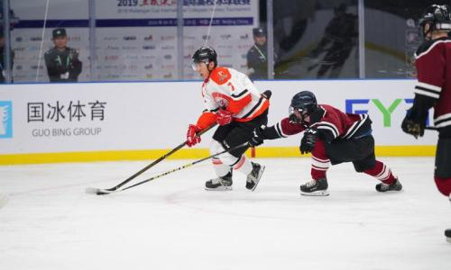 2019國際高校冰球聯賽在北京舉行