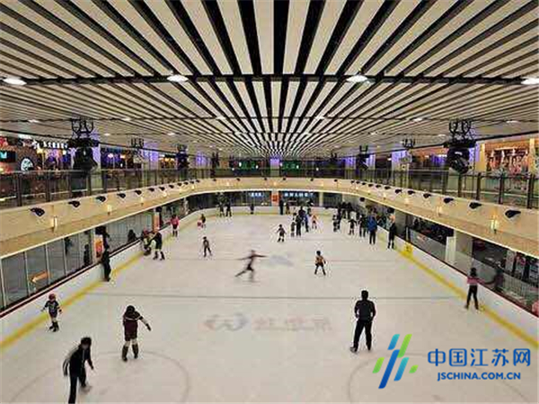 江蘇加快普及冰雪運動(dòng) 提升人民群衆獲(huò)得感和幸福感2