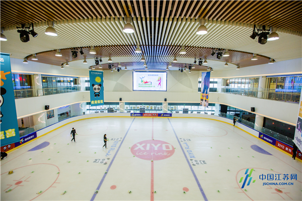 江蘇加快普及冰雪運動(dòng) 提升人民群衆獲(huò)得感和幸福感3