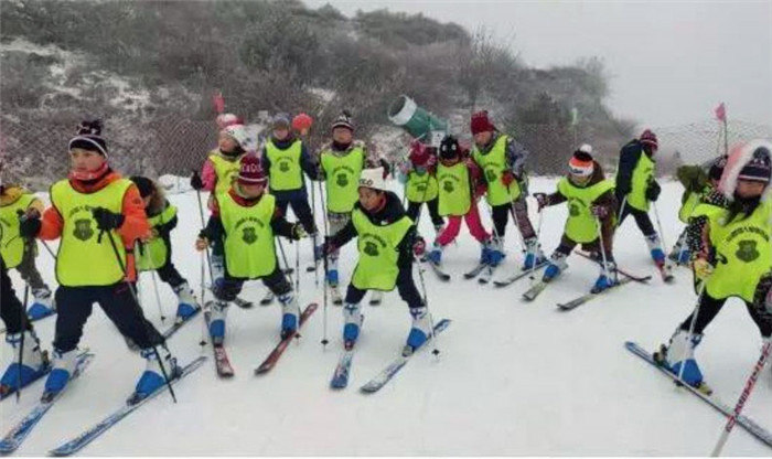 群衆冰雪運動再掀新熱潮8