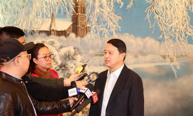 吉林市委書記王庭凱介紹吉林市冰雪産業發展