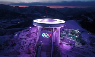 張家口：從(cóng)冬奧(ào)城市到冰雪勝地