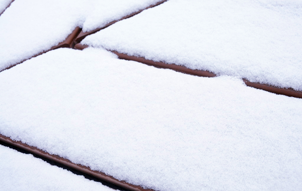 暴雪ESB-A8室内造雪機造出的雪