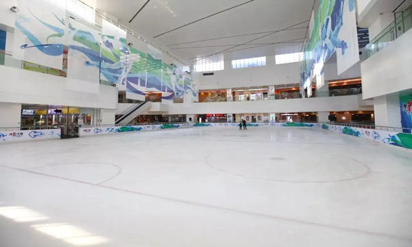 室内滑冰場