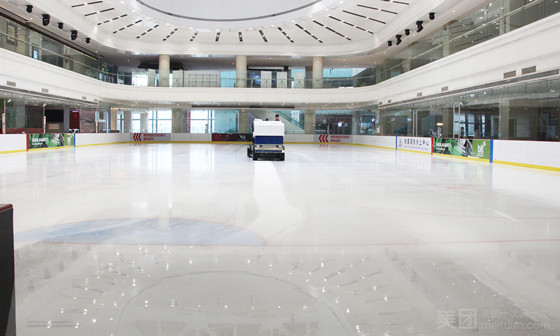 室内滑冰場