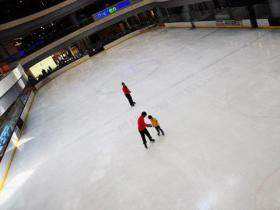 專業的室内真冰場(chǎng)造價(jià)是多少？