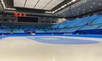 标準的花樣(yàng)滑冰滑冰場(chǎng)的尺寸是多少？