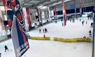 室外滑冰場(chǎng)在澆(jiāo)灌時要注意什麽？