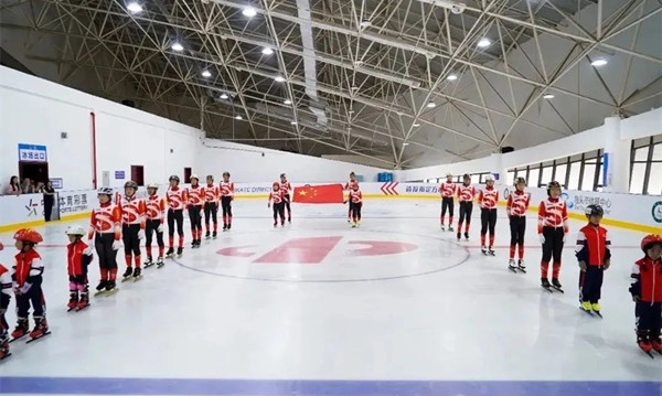 包頭市體育中心滑冰場(chǎng)正式啓動(dòng)