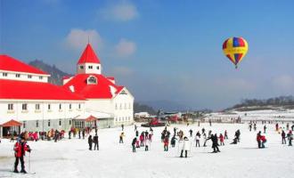 西嶺(lǐng)雪山滑雪場(chǎng)的海拔有多高？