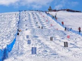 戶外滑雪場是怎麽做成的？