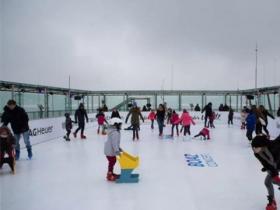 開一個(gè)室内真冰溜冰場(chǎng)成本多少錢？