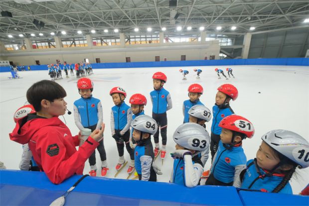 北京各區冰雪隊伍“搬新家” 場地設施完善後勤保障全方位 3