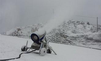 造雪機(jī)能否爲商場(chǎng)建設小型戲雪樂園
