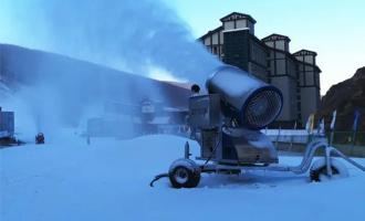 造雪機(jī)人工降雪不可缺少的條(tiáo)件