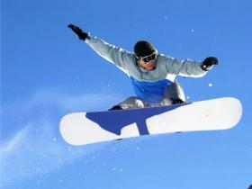 沖(chōng)鋒(fēng)褲可以滑雪嗎 滑雪褲和沖(chōng)鋒(fēng)褲的區别有哪些