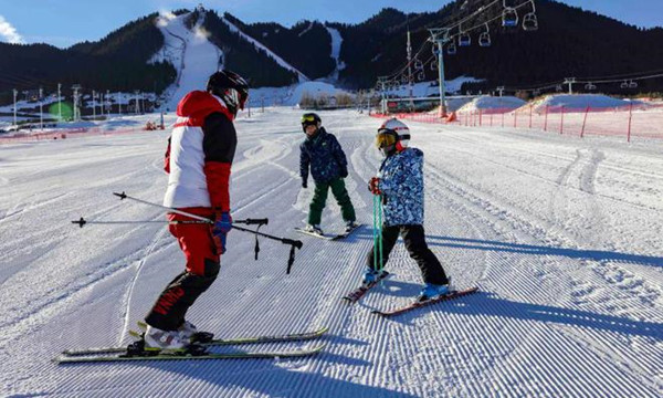 新疆弘揚胡楊精神共築體育強國夢 3