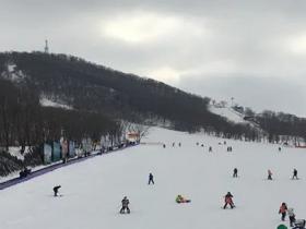 我國冰雪消費(fèi)升溫 産(chǎn)業布局持續深化