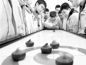  強化師資力量 助力校園冰雪運動(dòng)發(fā)展 