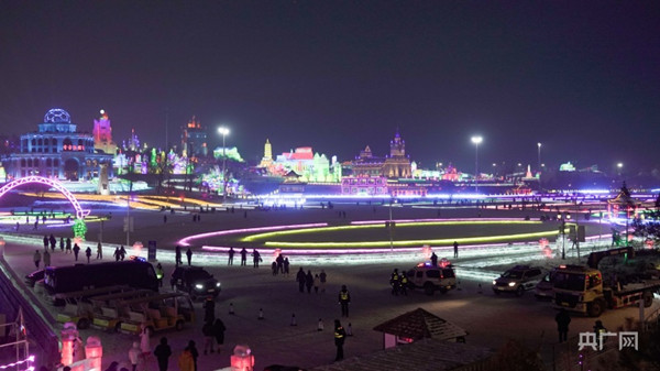 第26屆長(zhǎng)春冰雪節(jié)盛裝啓幕 2